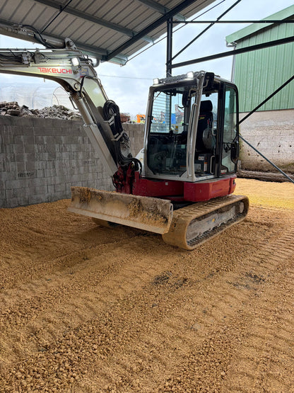 Mini-pelle Takeuchi TB257FR 2023 — occasion