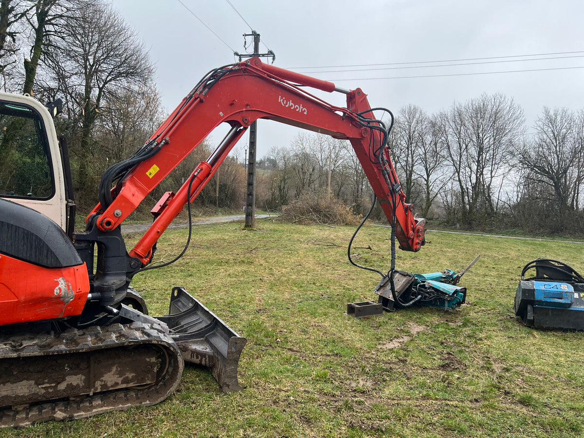 Mini-pelle Kubota KX80 2011 — occasion